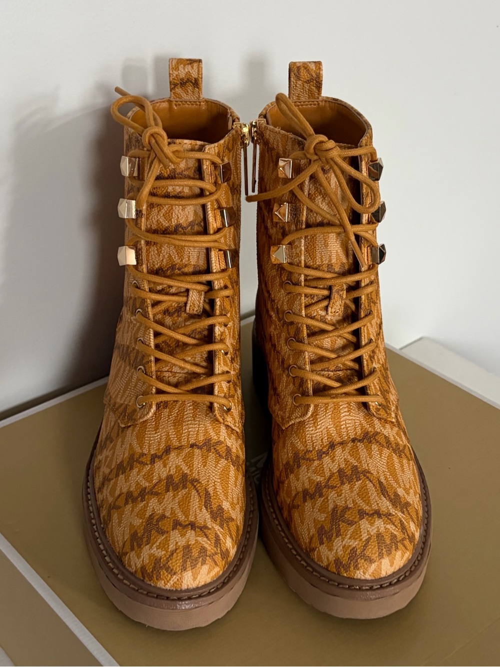 New Michael Kors Women Haskell Marygold Ankle Boots Size 6.5